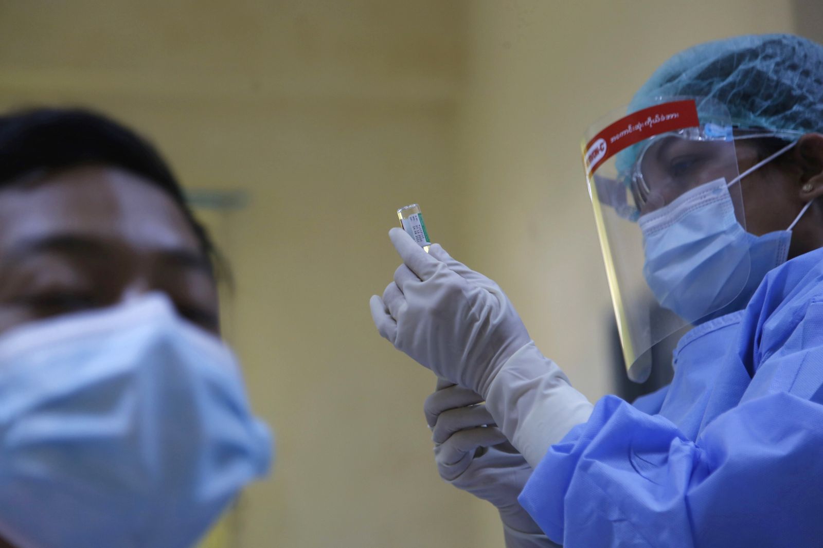 Birmania producirá vacunas contra la covid-19 con tecnología china