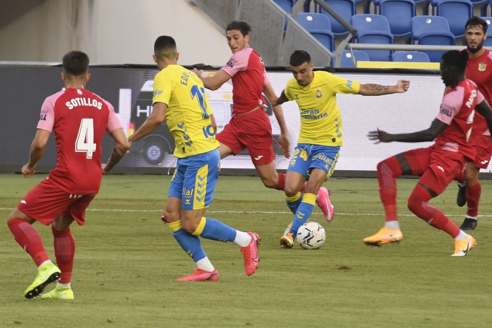 ud_las_palmas_cf_fuenlabrada8.JPG