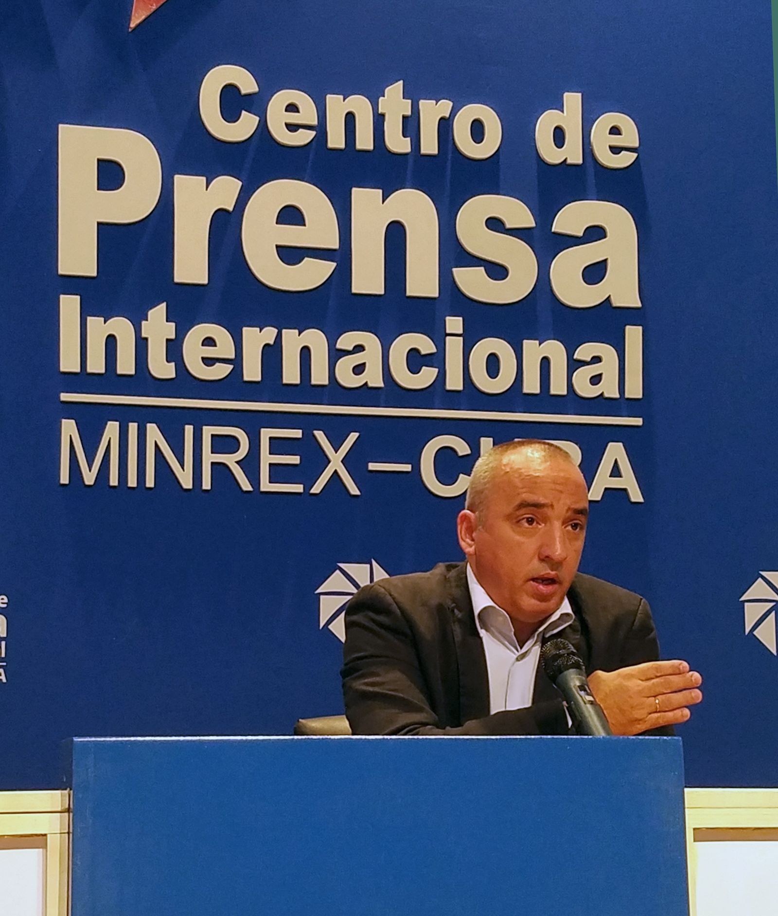 Cuba ve cínica, desestabilizadora y abusiva la política migratoria de EE.UU.